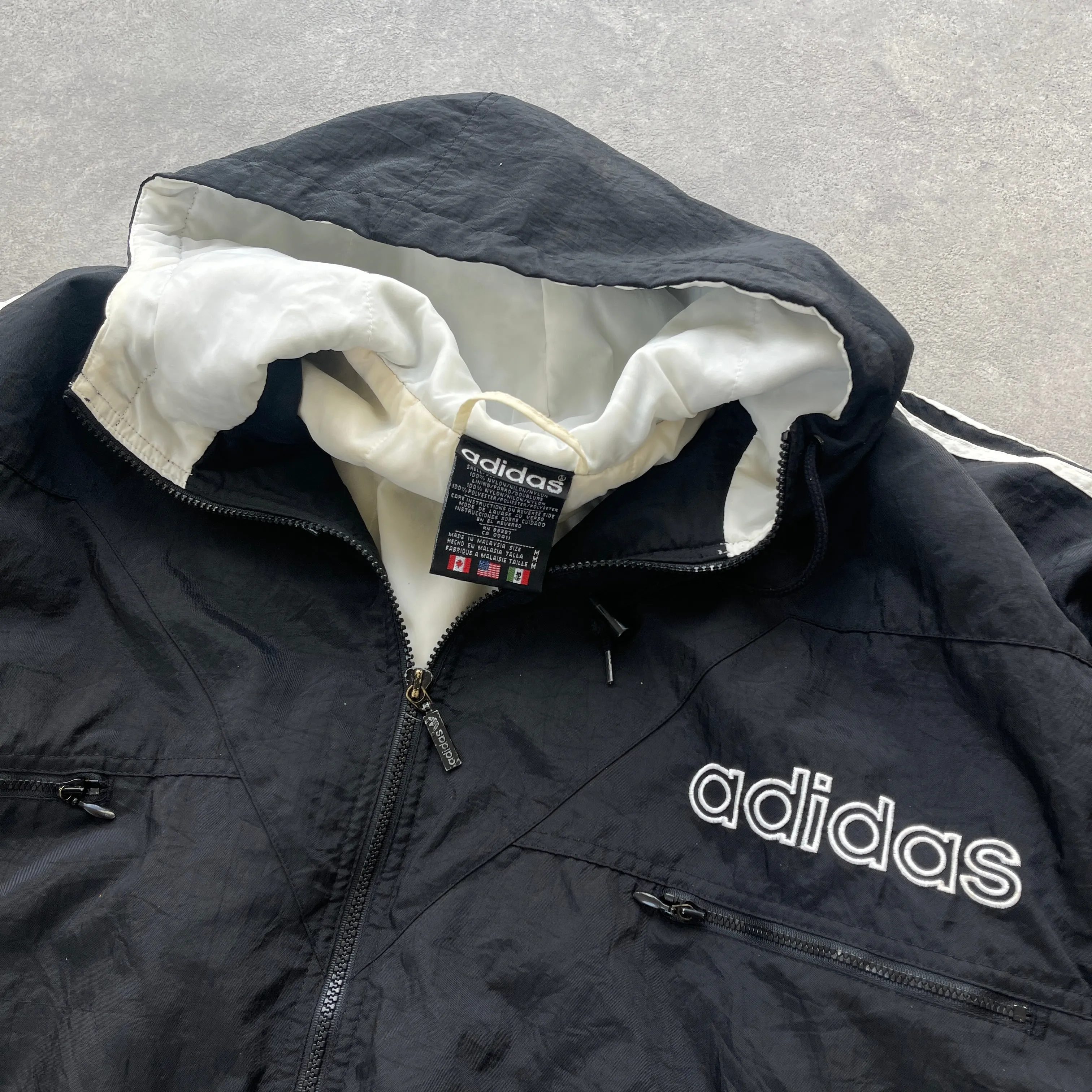 Adidas 1990s padded spellout bomber jacket (M)