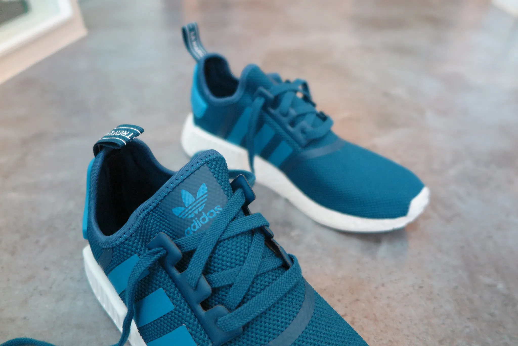 adidas NMD_R1 - Tech Steel/University Blue/Footwear White