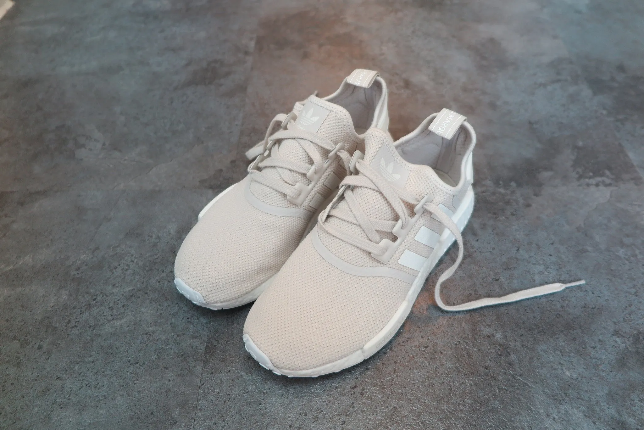 adidas WMNS NMD_R1 "Cream" - Talc/Off White/Footwear White