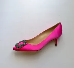 Manolo Blahnik Hangisi Pink Satin Rhinestone Heels  buckle court shoes 50