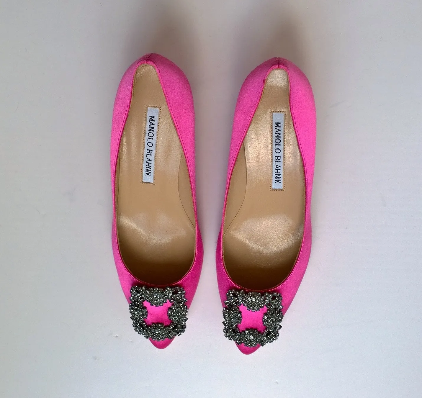 Manolo Blahnik Hangisi Pink Satin Rhinestone Heels  buckle court shoes 50