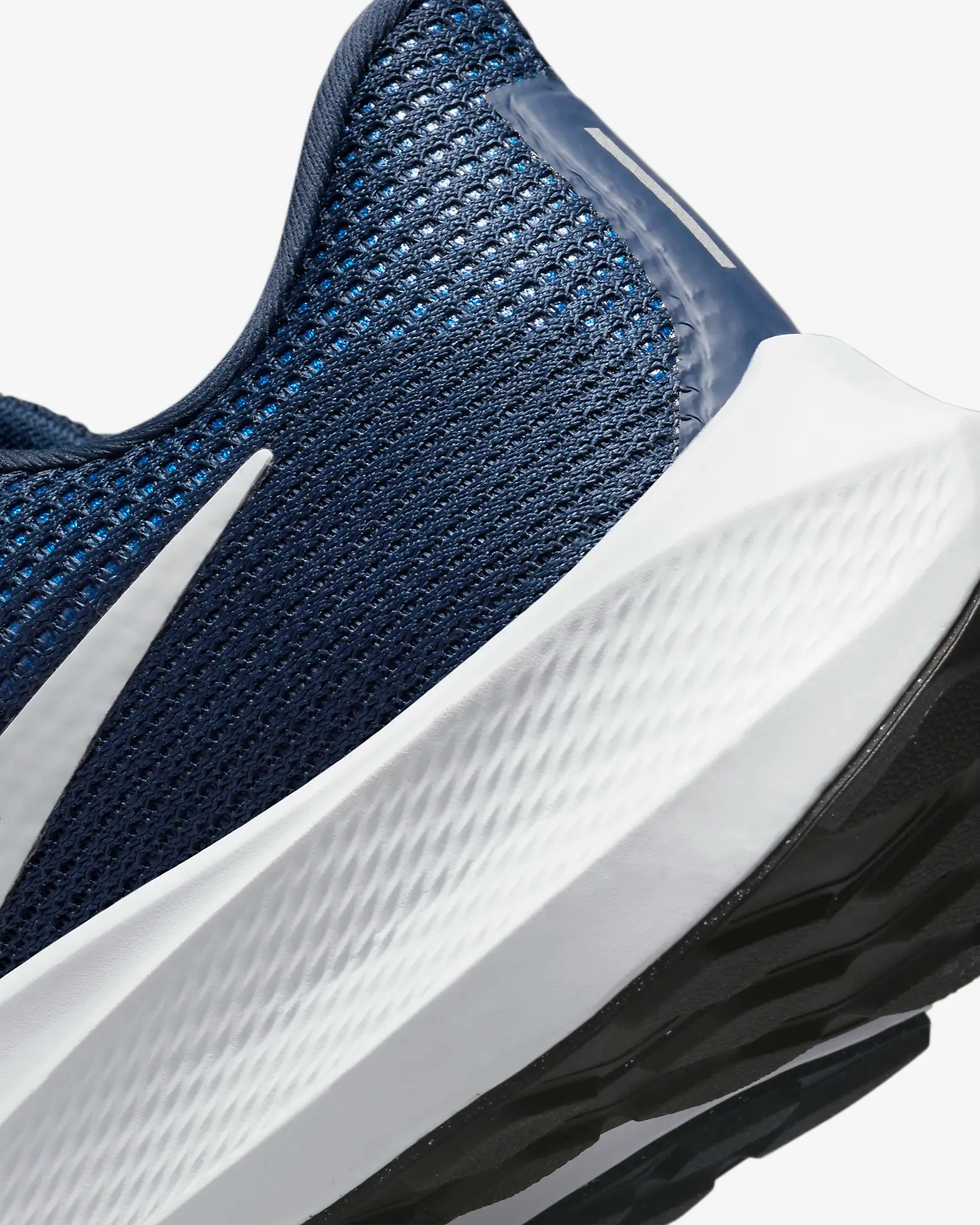 Nike Men's Pegasus 40 Shoes - Midnight Navy  /Black / Racer Blue / Pure Platinum