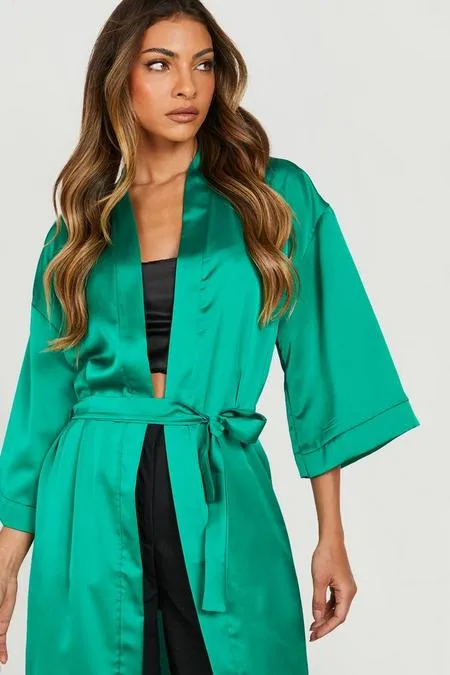 Satin belted kimono in Green