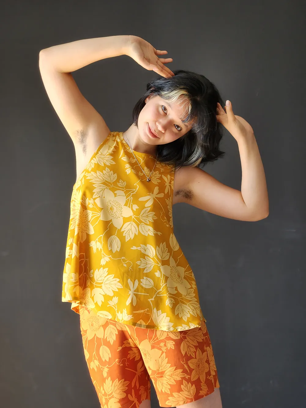 Swing Top Passion Flower turmeric Small - SALE CLOTHING & KIDS